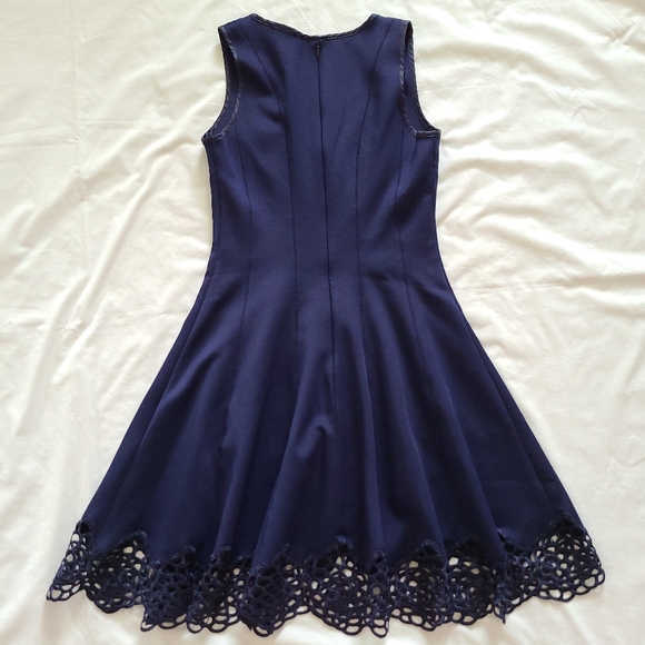 ❤️EUC M by Maia Navy Blue A-Line Sleeveless Embroidered Hem Panel Scuba Dress, 6 - Picture 3 of 13